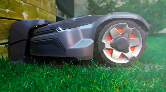 Robotic Mowing Subscription Services